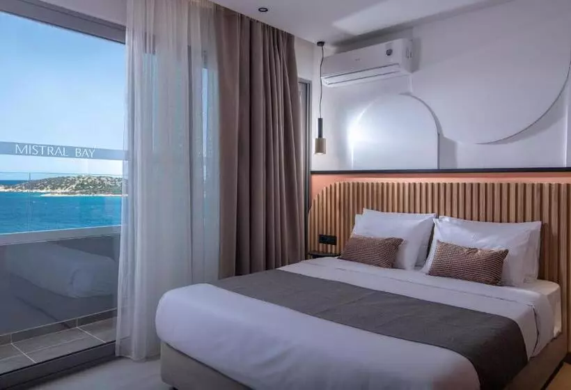 Fotos del hotel Mistral Bay:  24