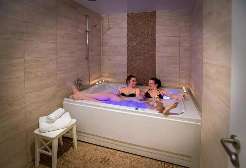 Fotos del hotel Wellness Hotel Green Paradise:  5