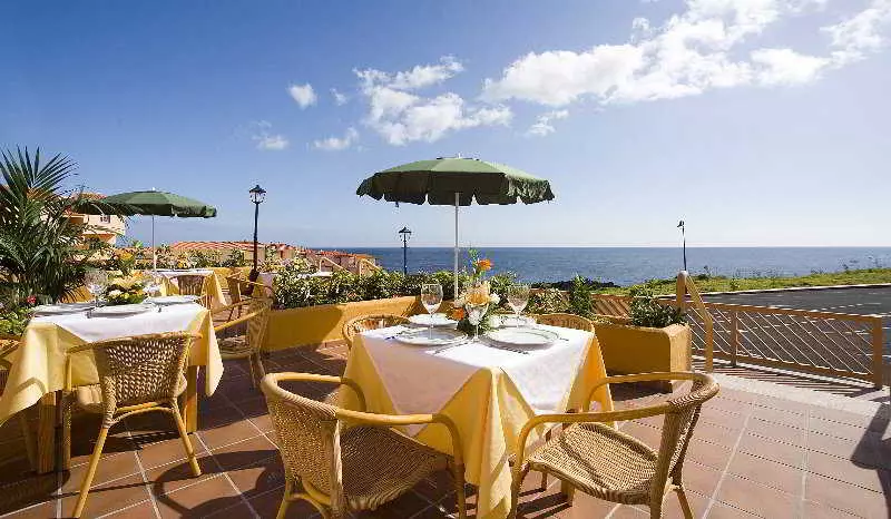 Fotos del hotel Apartamentos La Caleta:  4