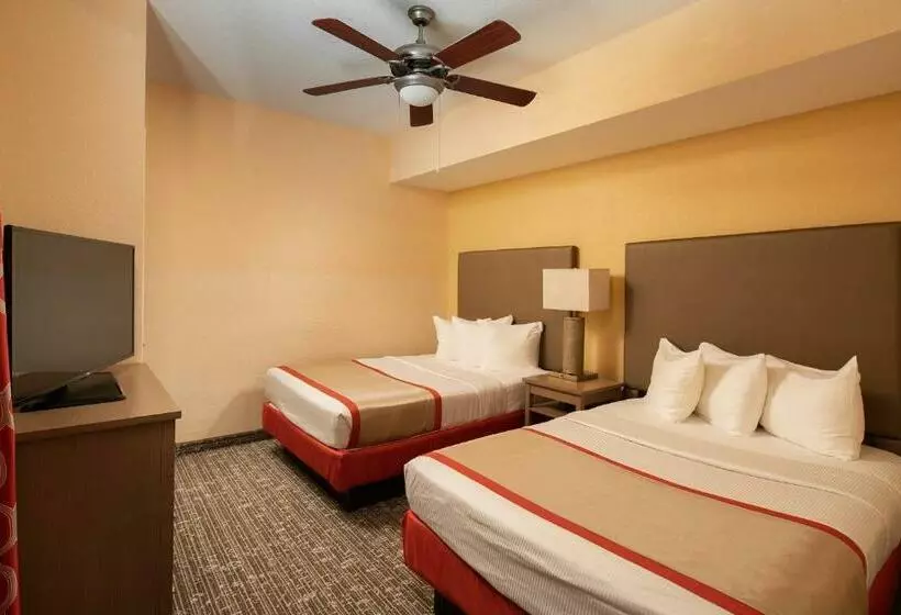Fotos del hotel Floridays Orlando Two & Three Bed Rooms Condo Resort:  16