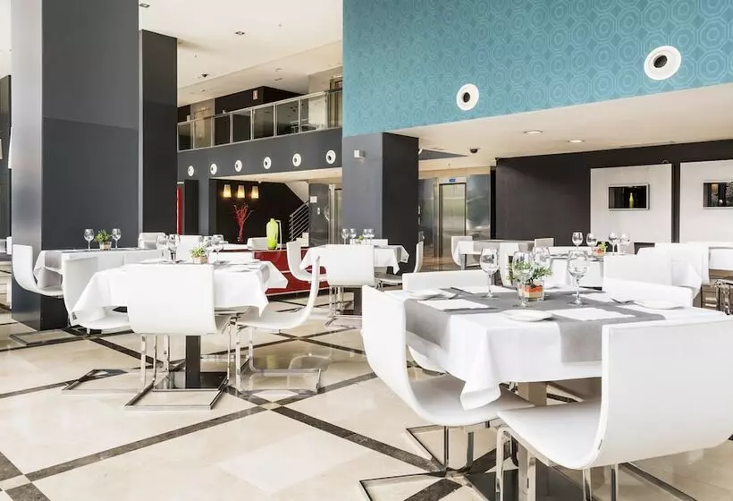 Fotos del hotel Ilunion Aqua 4:  16