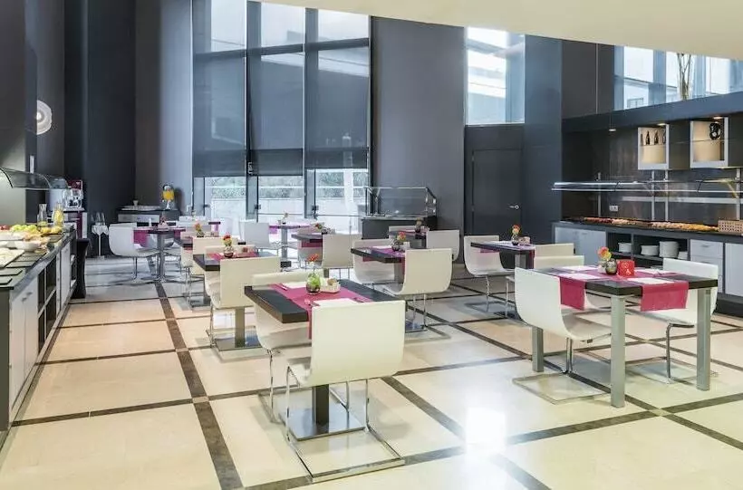 Fotos del hotel Ilunion Aqua 4:  43