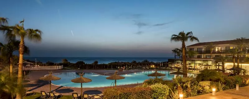 Fotos del hotel Ilunion Calas De Conil:  17