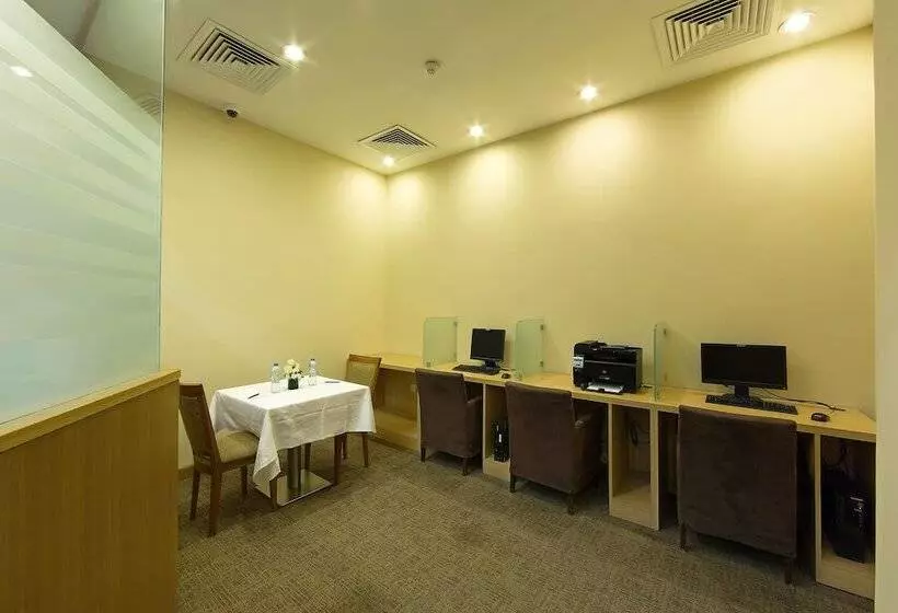 Fotos del hotel Lotus Grand:  15