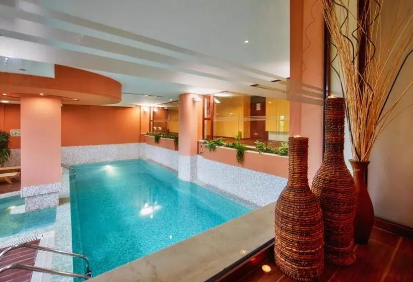 Fotos del hotel Yantra Grand Hotel:  3