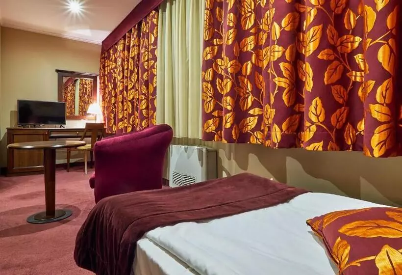Fotos del hotel Yantra Grand Hotel:  21