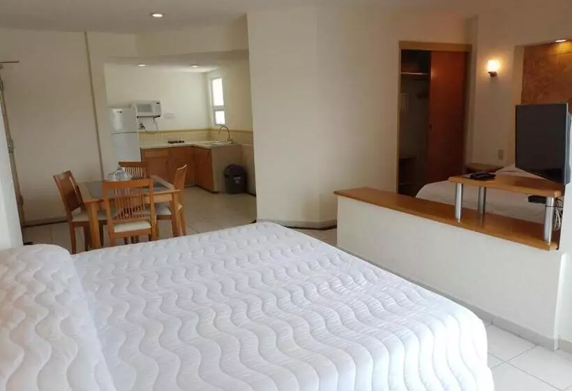 Fotos del hotel Angeles Suites & Hotel:  1