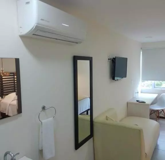 Fotos del hotel Angeles Suites & Hotel:  9