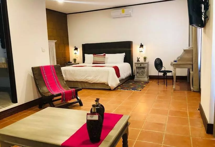 Fotos del hotel Casa De Adobe Gallery & Luxury Boutique:  8