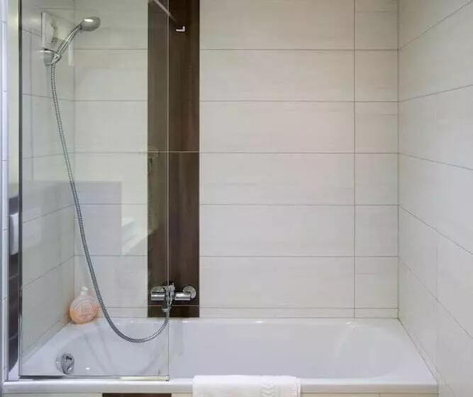 Fotos del hotel Ibis Styles Carcassonne La Cité:  8