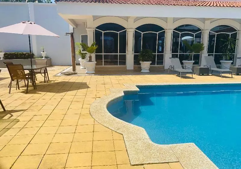 Fotos del hotel Quinta Edén Villahermosa:  14