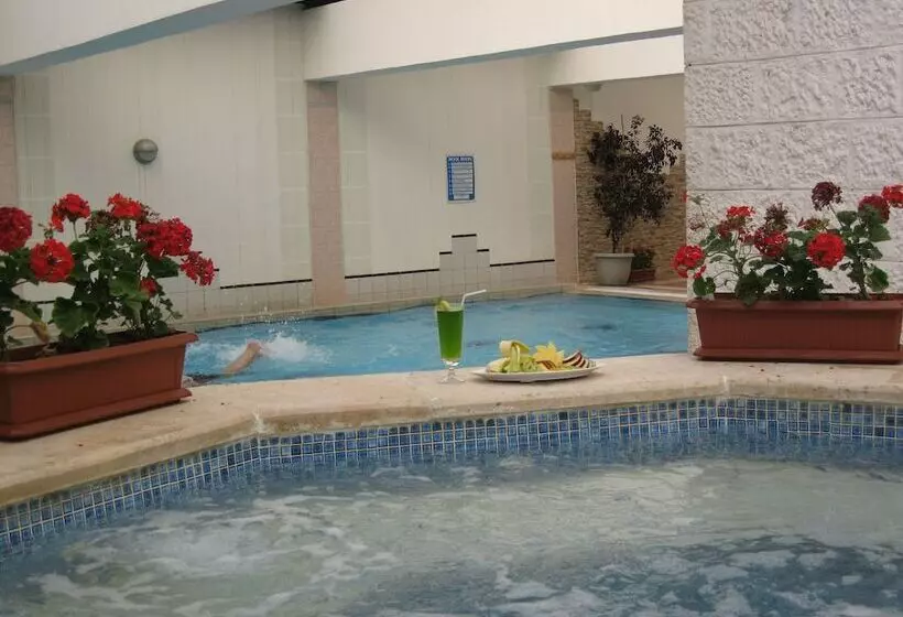 Fotos del hotel Al Fanar Palace  And Suites:  11