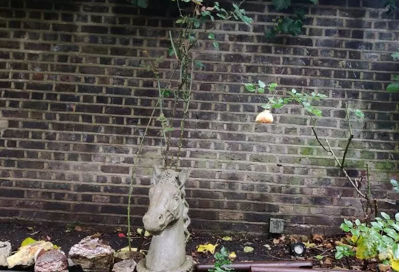 Fotos del hotel Blue Bells:  8