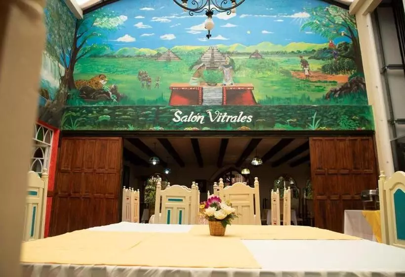 Fotos del hotel Hotel D'monica:  16