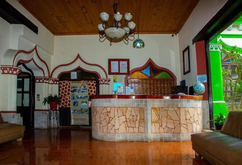 Fotos del hotel Hotel D'monica:  11