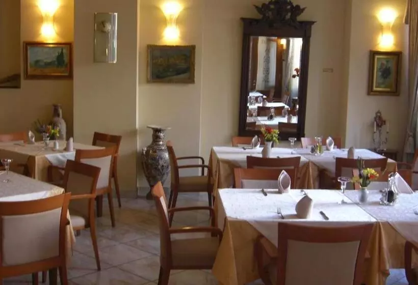 Fotos del hotel Peristil:  15