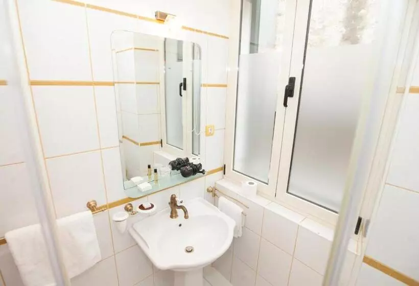 Fotos del hotel Peristil:  8