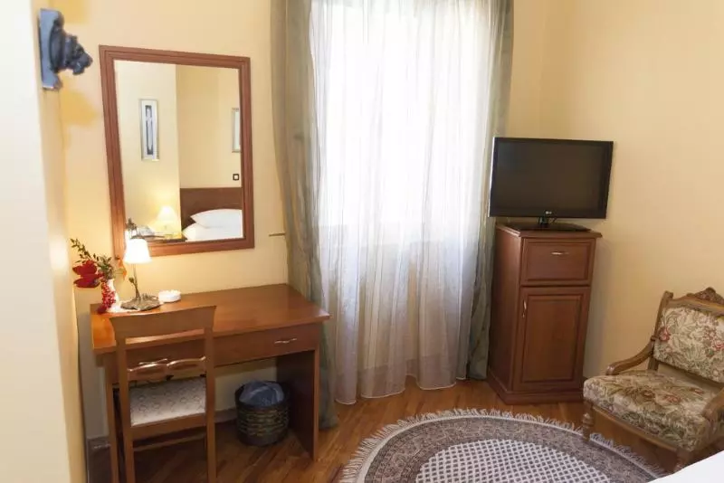 Fotos del hotel Peristil:  10