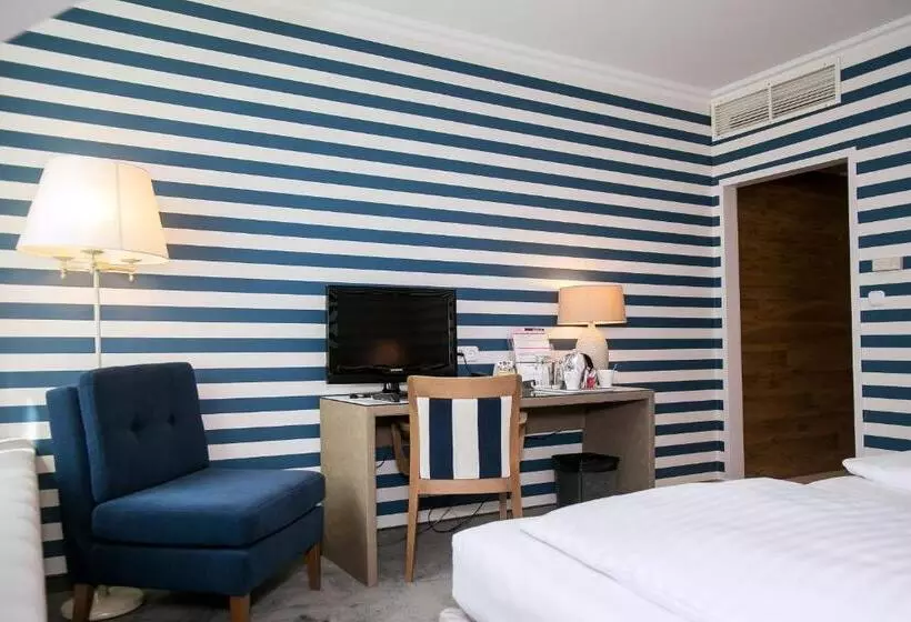 Fotos del hotel Ambra:  11