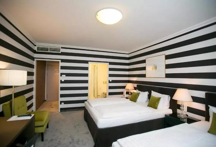 Fotos del hotel Ambra:  9