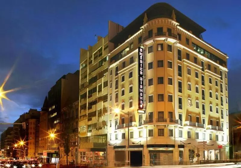 America Diamonds Hotel & Sushi Bar