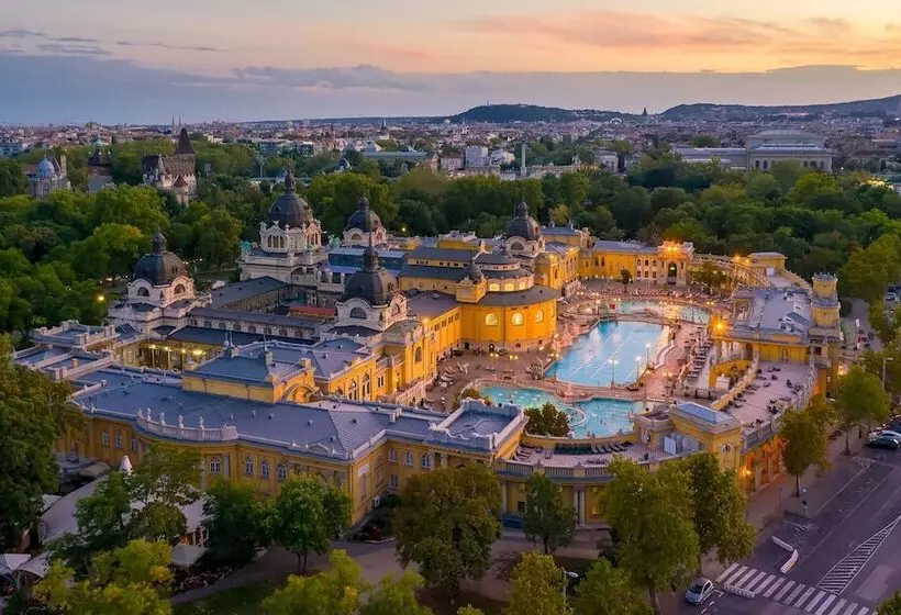 Fotos del hotel King S:  4