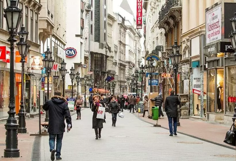 Fotos del hotel King S:  3