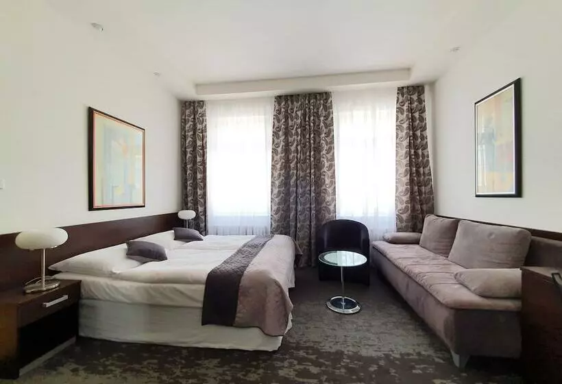 Fotos del hotel Royal Plaza:  12