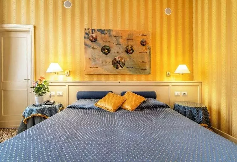 Fotos del hotel Bella Venezia:  13