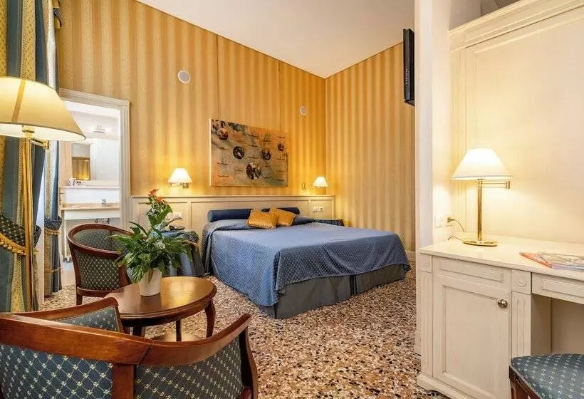 Fotos del hotel Bella Venezia:  9