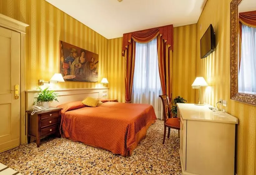 Fotos del hotel Bella Venezia:  12
