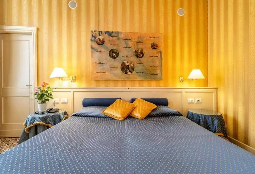 Fotos del hotel Bella Venezia:  8