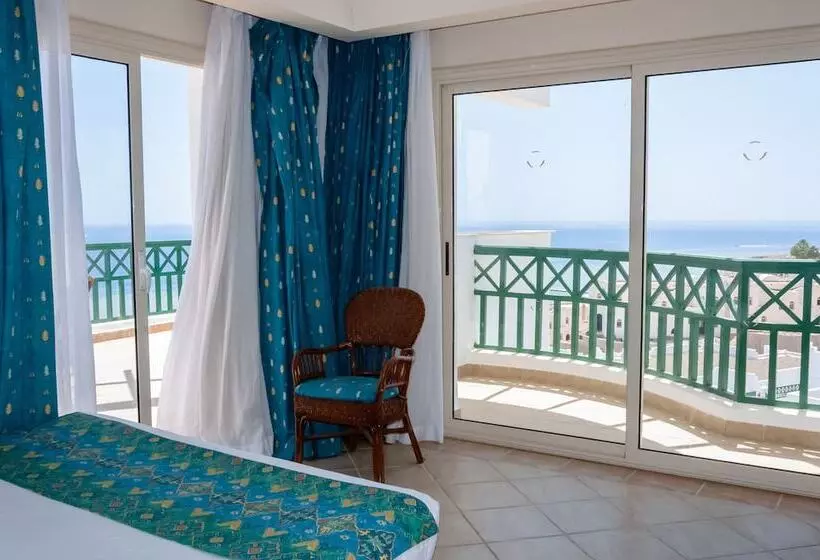 Fotos del hotel Coral Beach Resort Montazah:  13