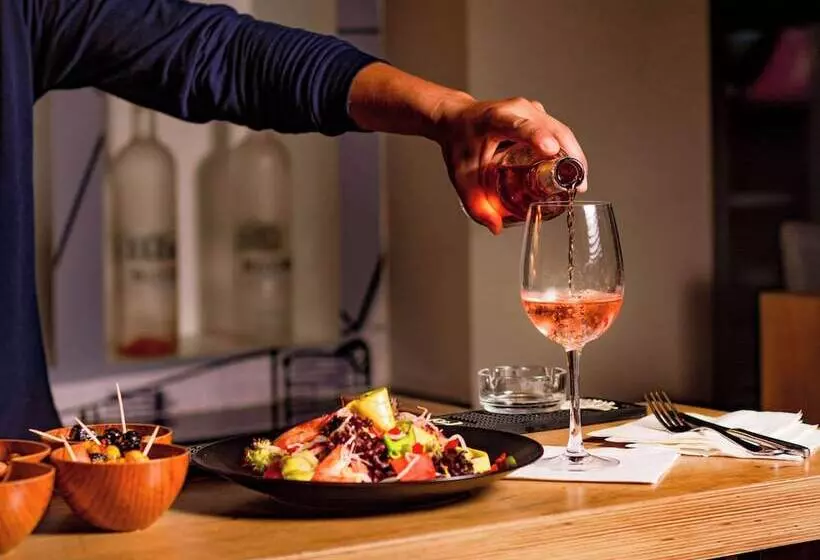 Fotos del hotel Ibis Casablanca Sidi Maarouf:  3