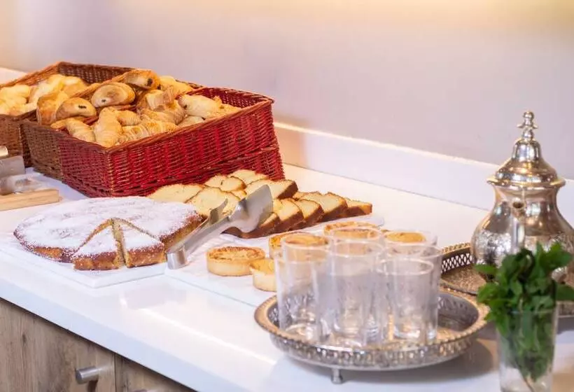 Fotos del hotel Ibis Casablanca Sidi Maarouf:  7