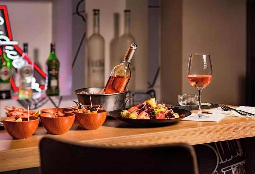 Fotos del hotel Ibis Casablanca Sidi Maarouf:  19