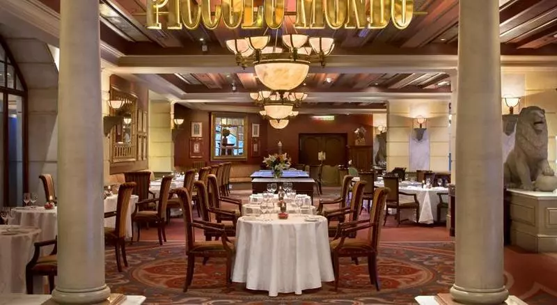 Fotos del hotel Raphael Suites:  15