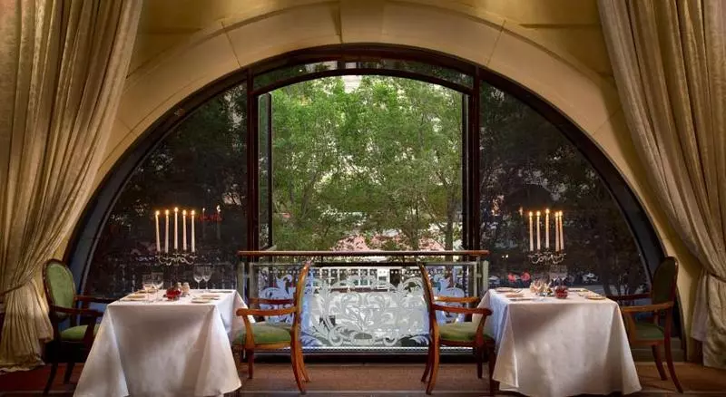 Fotos del hotel Raphael Suites:  16