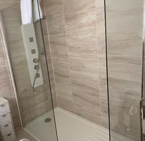 Fotos del hotel Crowwood  And Alba Restaurant:  15