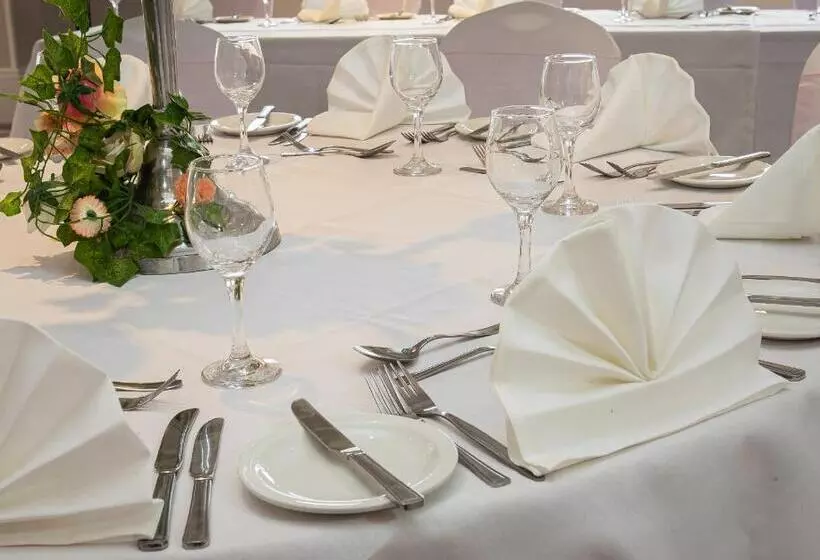 Fotos del hotel Crowwood  And Alba Restaurant:  4