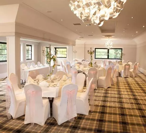 Fotos del hotel Crowwood  And Alba Restaurant:  3