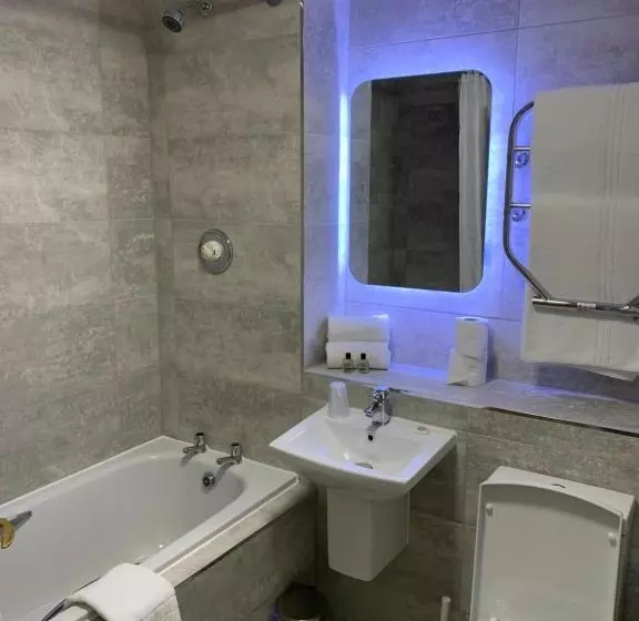 Fotos del hotel Crowwood  And Alba Restaurant:  5