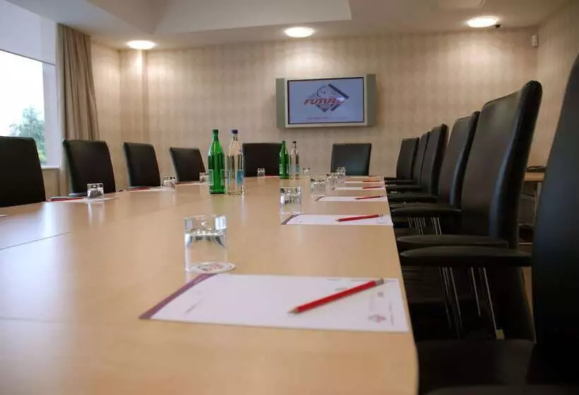 Fotos del hotel Future Inn Plymouth:  8