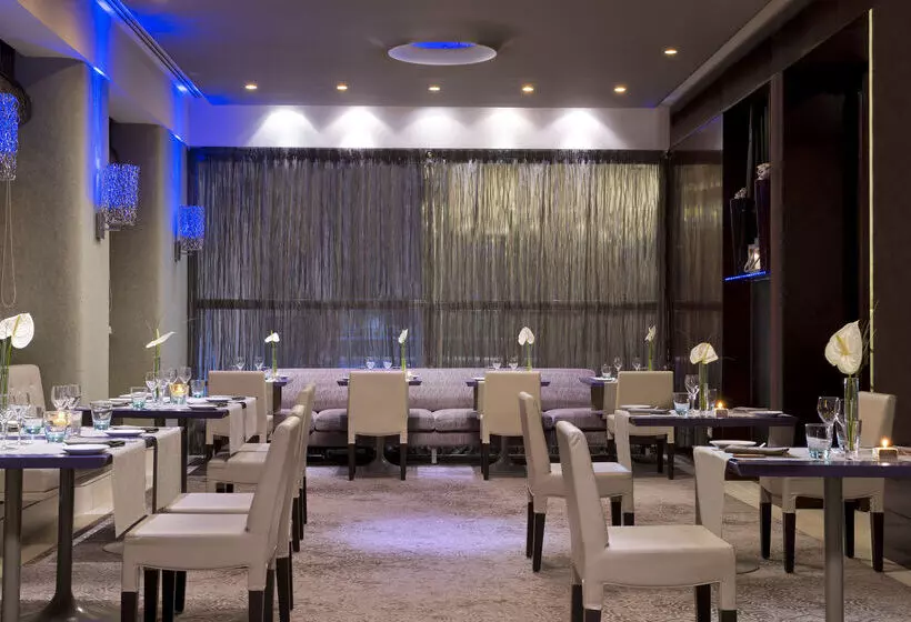 Fotos del hotel Meliá Genova:  32