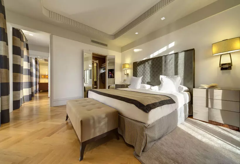 Fotos del hotel Meliá Genova:  20