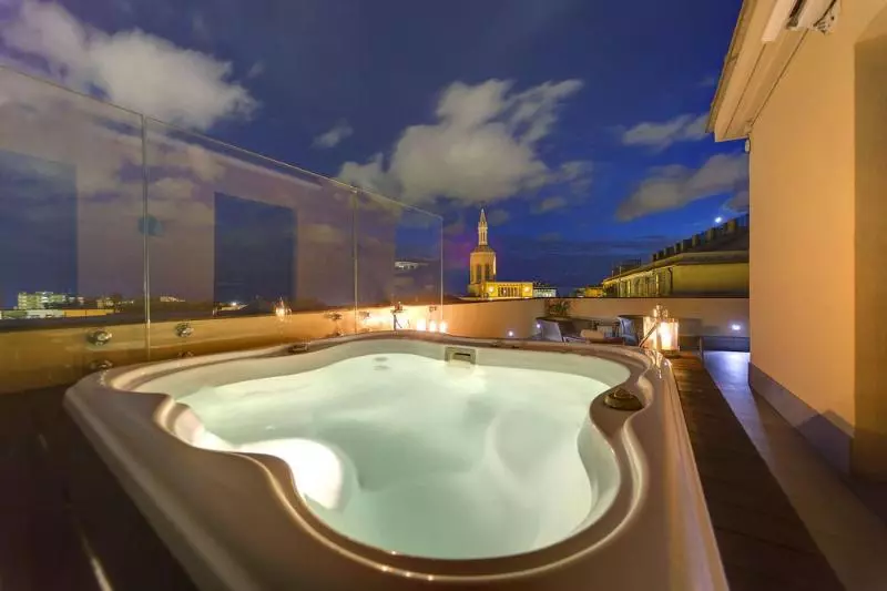 Fotos del hotel Meliá Genova:  69