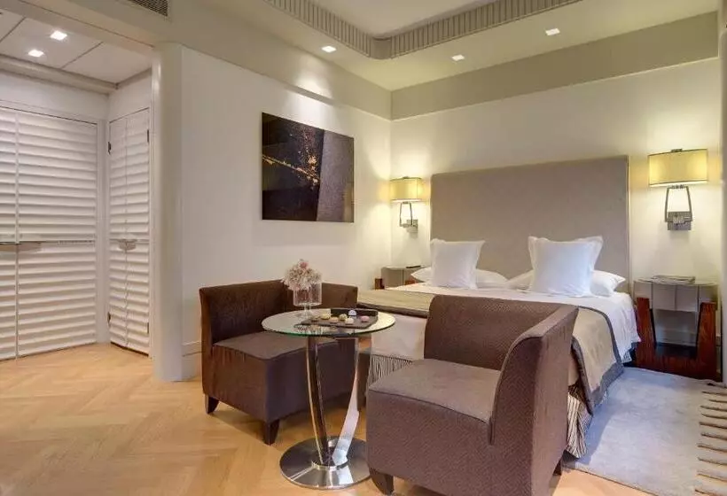 Fotos del hotel Meliá Genova:  8