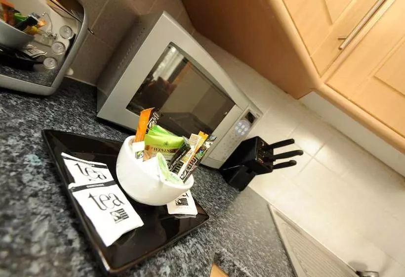 Fotos del hotel Premier Suites Birmingham:  14