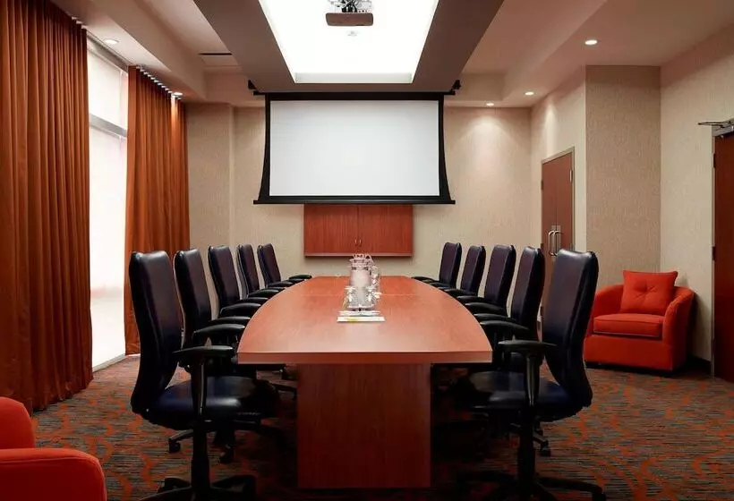 Fotos del hotel Residence Inn By Marriott Montreal Airport:  12