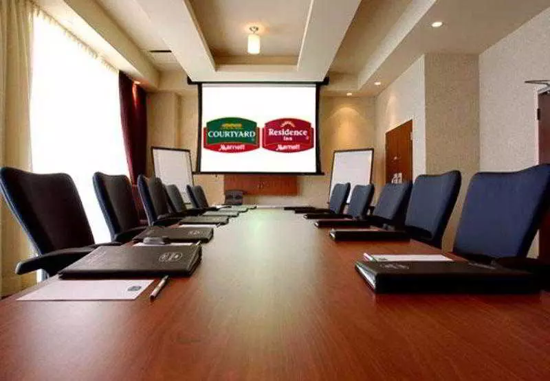 Fotos del hotel Residence Inn By Marriott Montreal Airport:  21